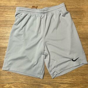 Nike. Youth L. Gray. Sports Shorts.